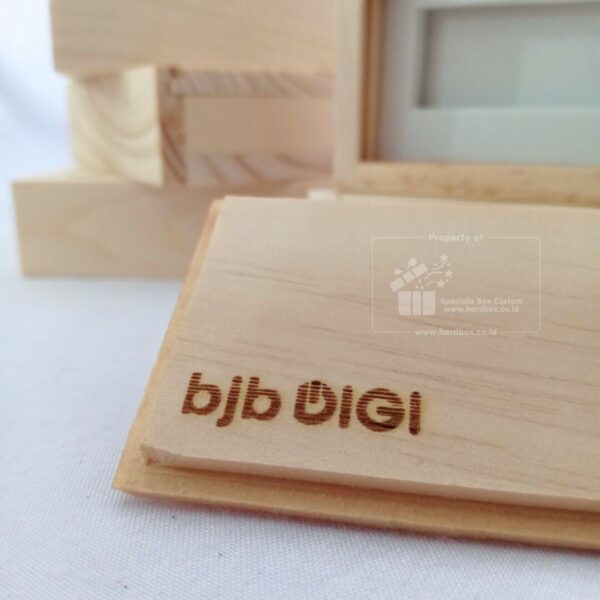 Packaging Box Berbahan Kayu Wooden Box Dengan Logo Laser dan Model Box Geser 6