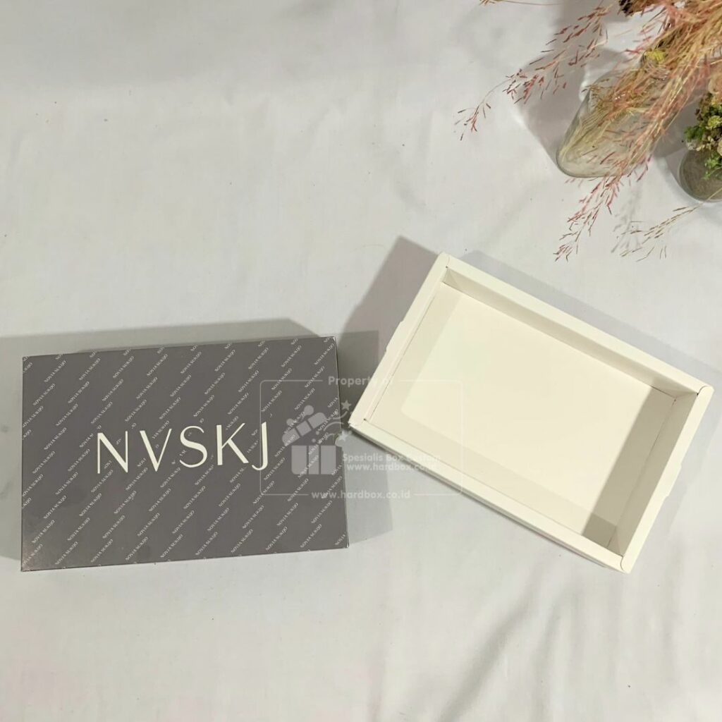 Packaging Box Berbahan Softbox Dengan Model Geser Untuk Produk 4