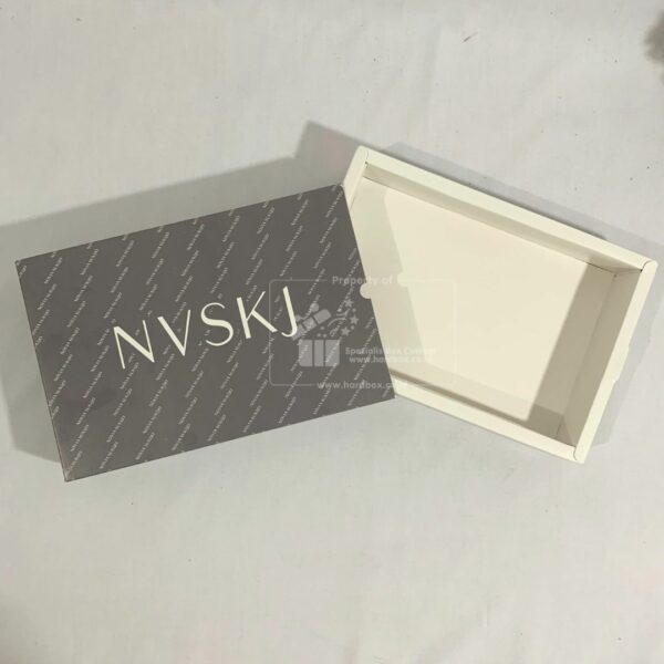 Packaging Box Berbahan Softbox Dengan Model Geser Untuk Produk 5