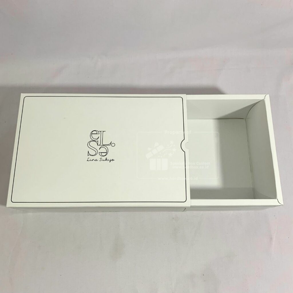 Packaging Box Berbahan Softbox Dengan Model Geser Untuk Produk 8
