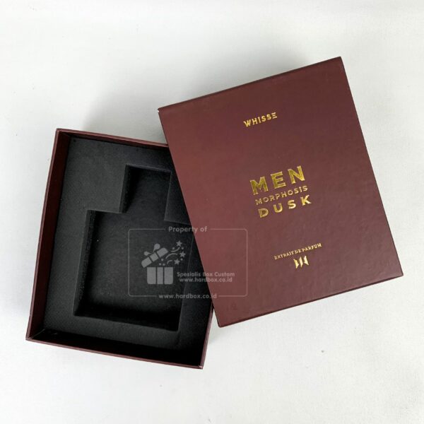 Packaging Box Hardbox Dengan Model Geser Drawer Custom Logo Gold Silver Foil 6
