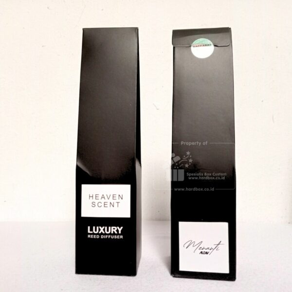 Packaging Paperbag Tanpa Tali Untuk Produk Dengan Custom Model dan Desain 7