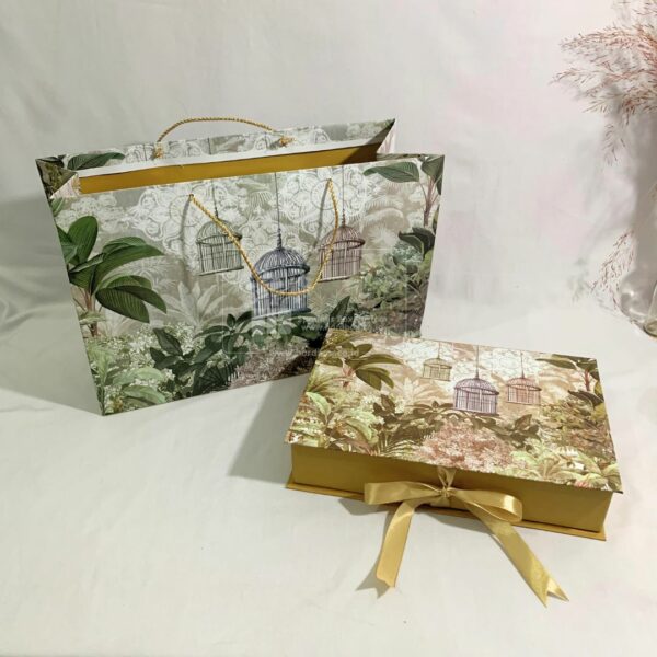 Packaging Berbahan Hardbox Dilengkapi Paperbag Custom 4