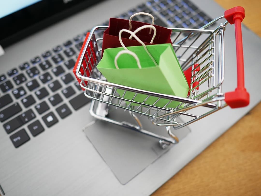 Strategi Jualan Online Agar Laris Manis