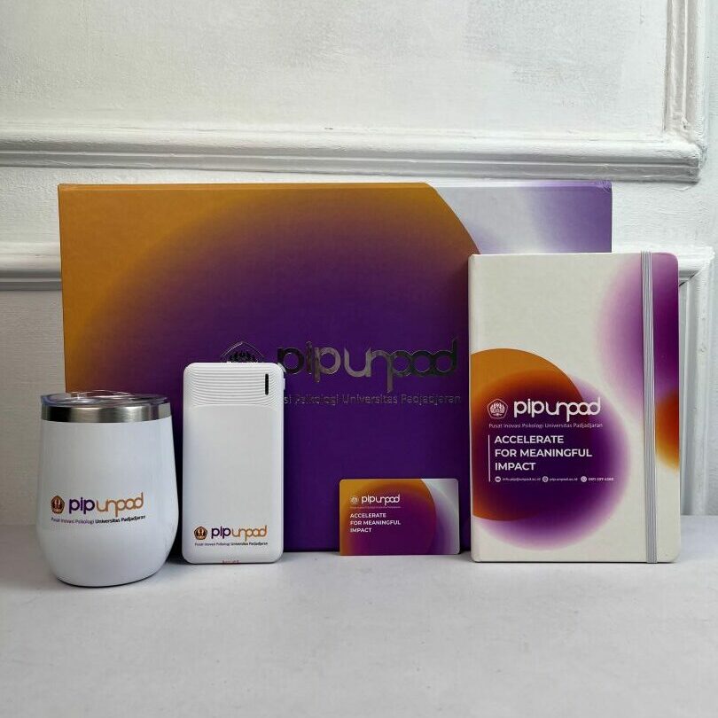 box gift set pip unpad agenda emoney mug powerbank totebag hardbox