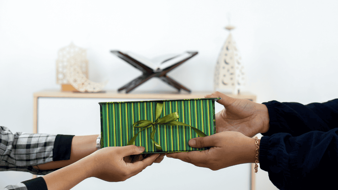 hadiah lebaran-ide hadiah lebaran-hardbox.co.id-canva hadiah lebaran-ide hadiah lebaran-hardbox.co.id-canva